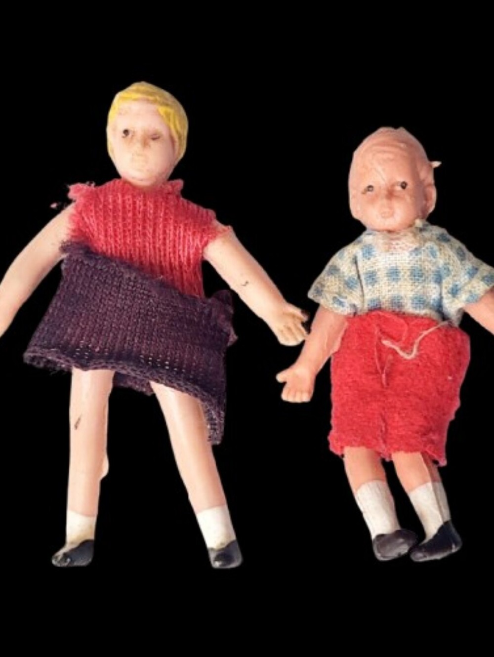 Old Caco flexible doll Lot, son Boy figure w/ red shorts, Blonde Girl, Outfit